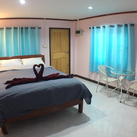 Smile Resort Ban Phai Cham Sin Bagian luar foto